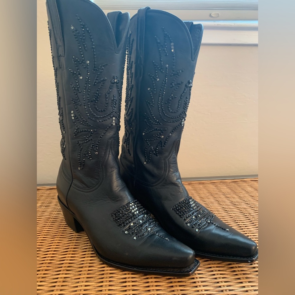 Black leather cowboy boots